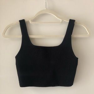 Aritzia Babaton Sculpt Knit Tank in Black